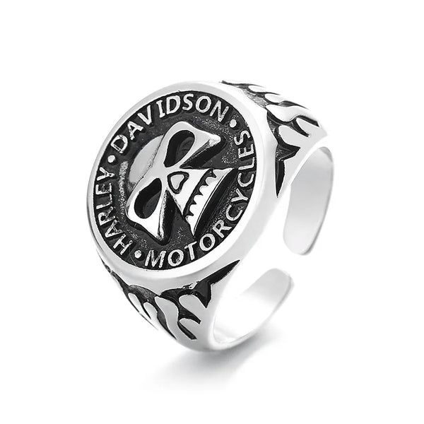Retro Biker Skull Ring